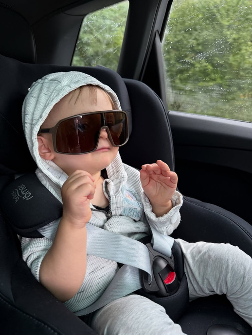 Син Віталія Козловського у машині