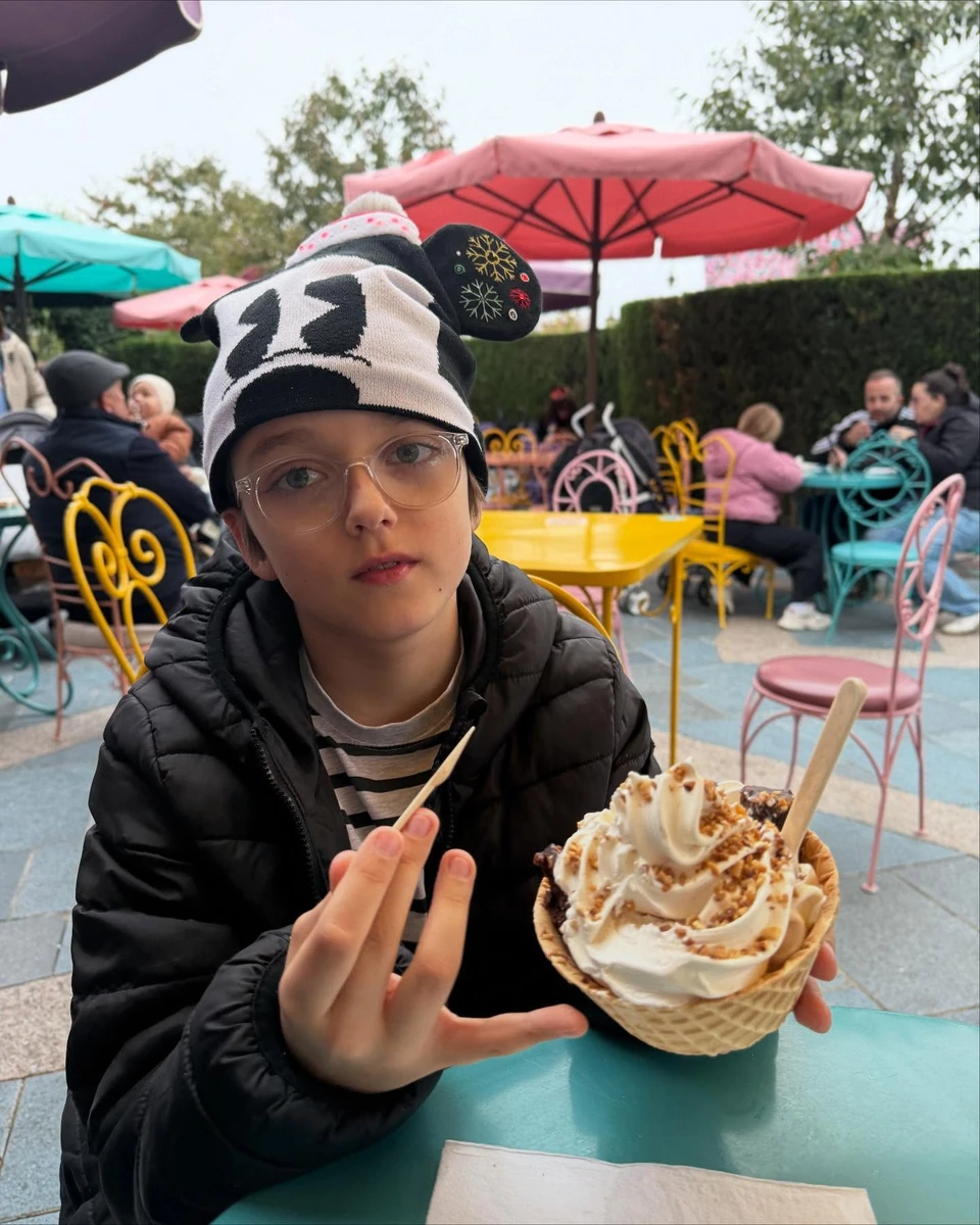 Син Олі Цибульської Нестор