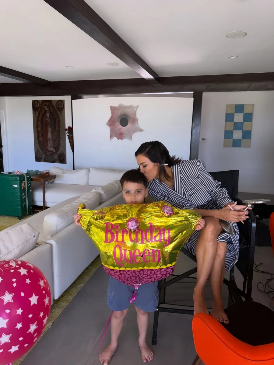 Єва Лонгорія з сином на фото