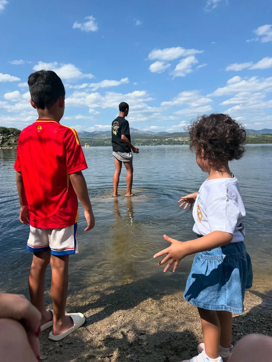 Наречена Роналду привітала їхнього сина і дочку з 8-річчям