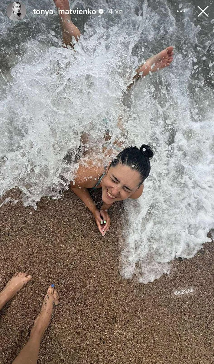 Як відомо, старша Уляна вже знімає для мами кліпи 