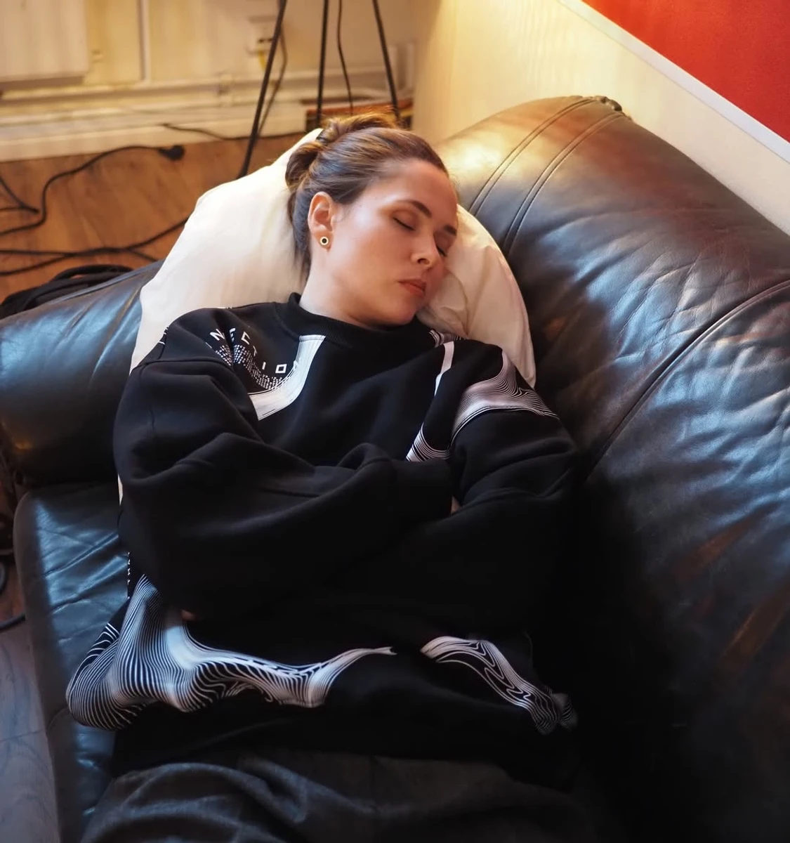 Юлія Саніна показала своє кумедне фото на дивані