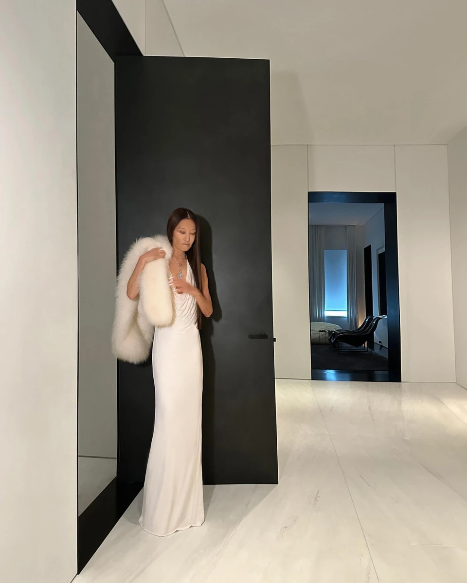 Вера Вонг у білому