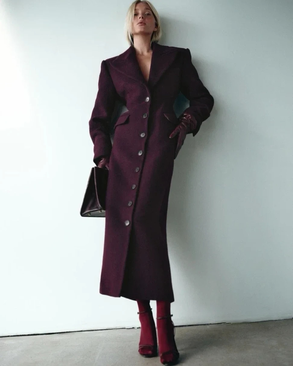 Приталене пальто