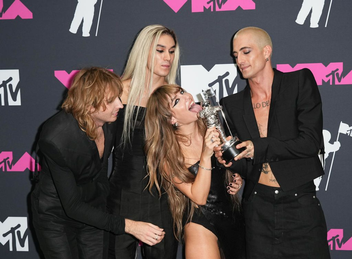Італійці Maneskin виграли у категорії Найкращий рок-артист і дуже раділи своїй перемозі