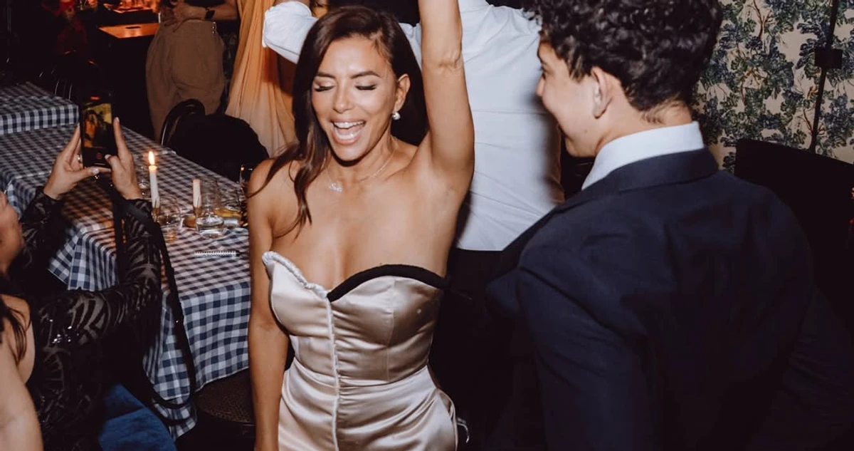 Єва Лонгорія показала святкування 50-річчя чоловіка