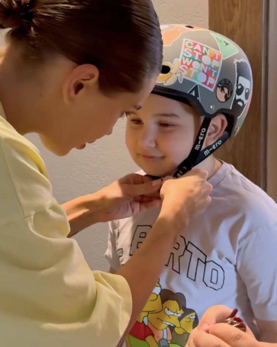 Саша Бо привітала синочка з 7-річчям подарунком