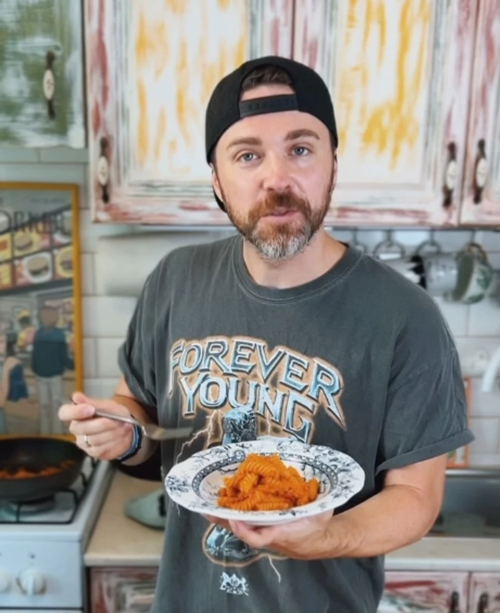 Олександр Попов поділився рецептом пасти