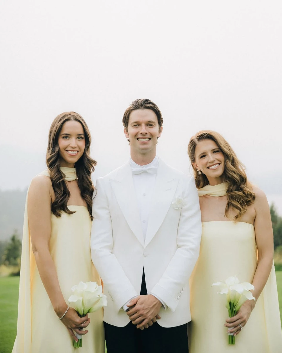 Дочка Шварценеггера у жовтій сукні показала весілля свого брата