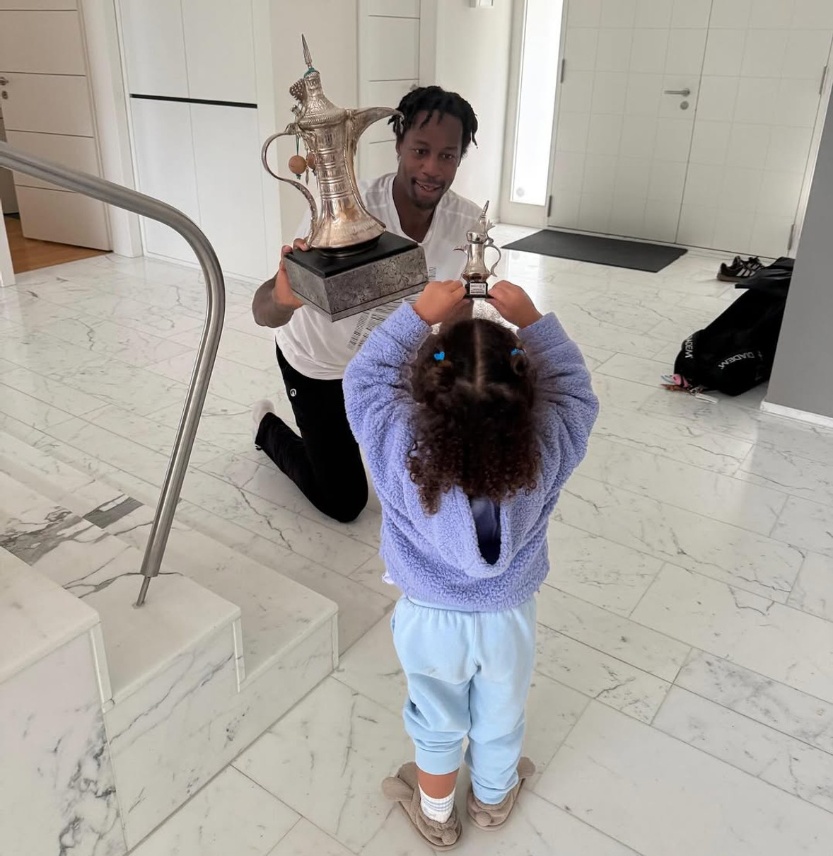 Чоловік Світоліної показав сімейні розваги з дочкою на її 3-річчя