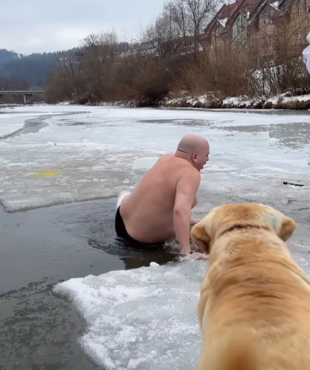 Юрій Ткач показав, як занурювався в ополонку на Водохреща