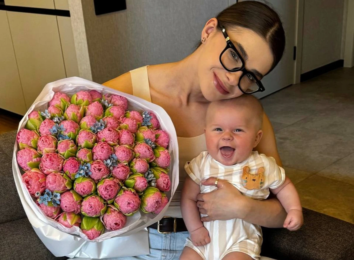 Катерина Остапчук з сином на фото