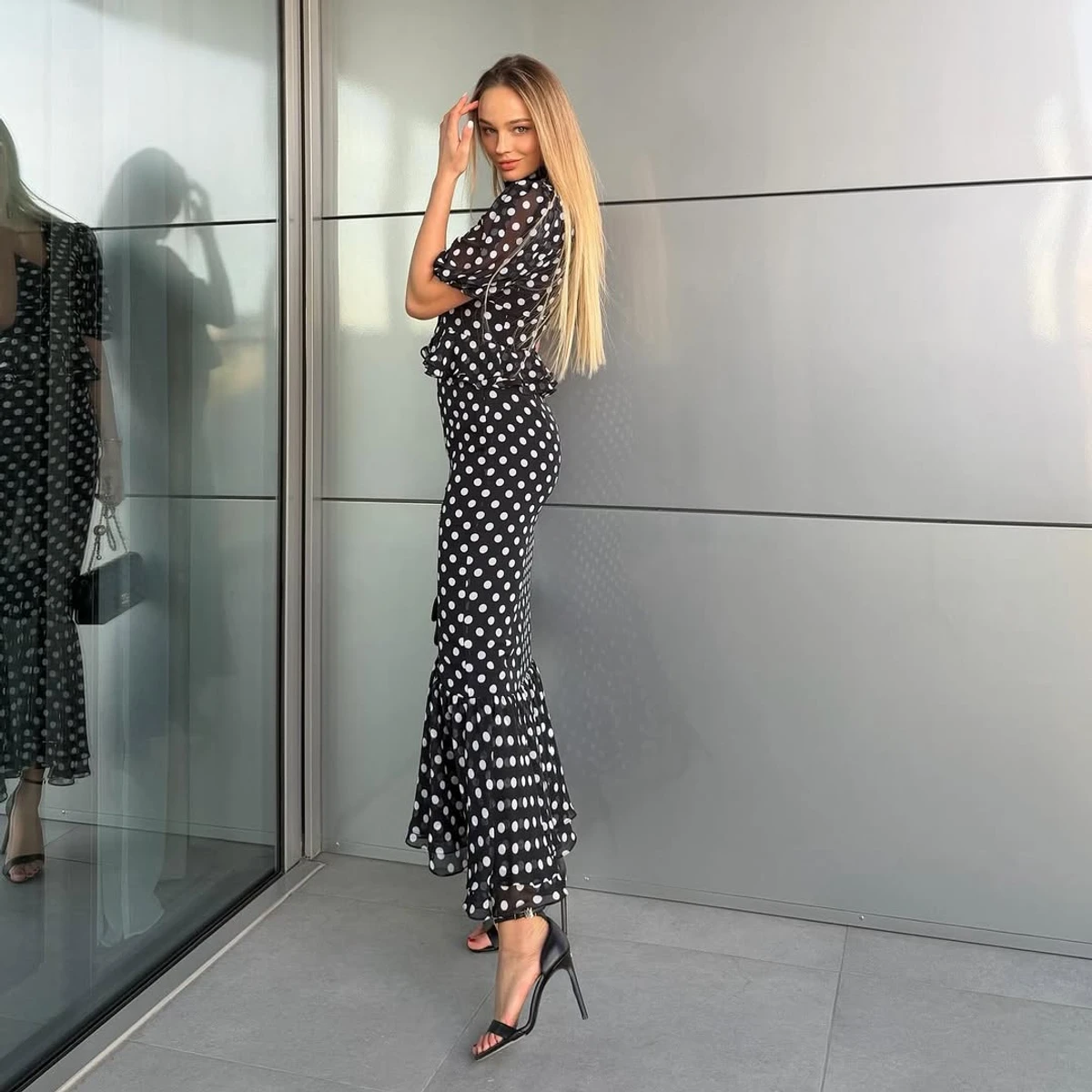 Дар'я Білодід посвітила стрункою фігурою у милому луці