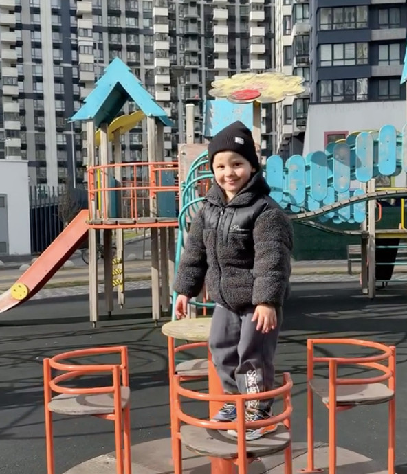 Дружина Павліка показала їхнього сина