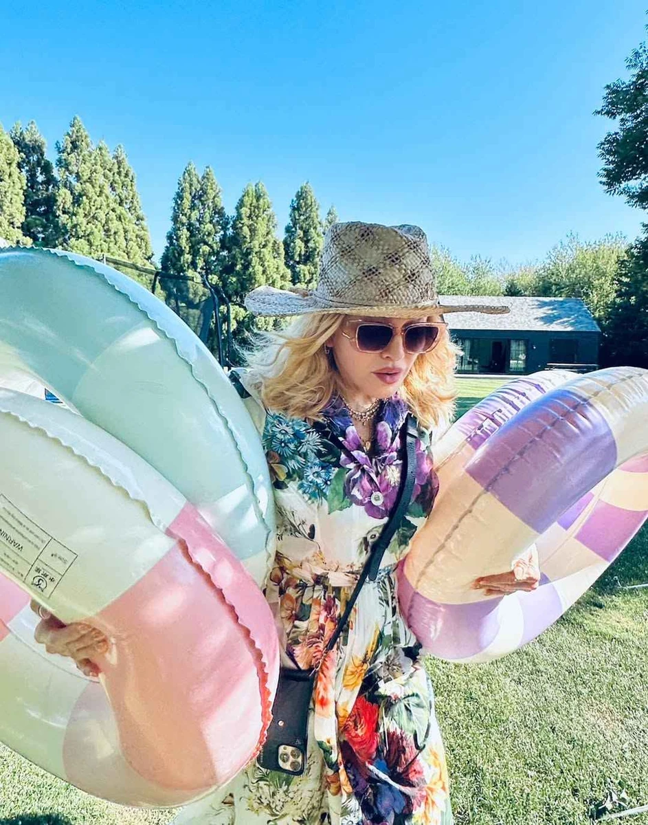 Мадонна в інстаграм