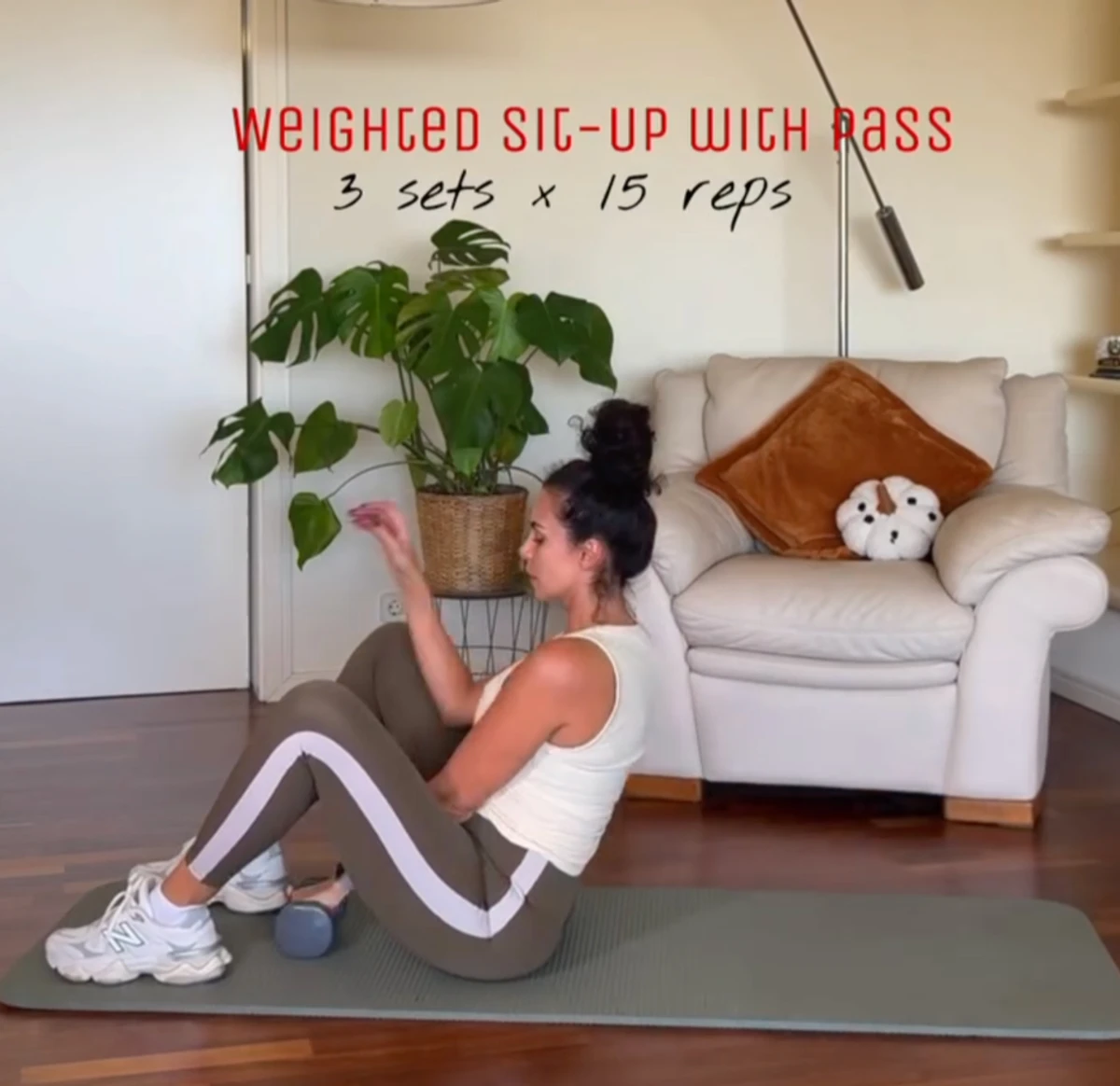 Настя Каменських поділилася своїм тренуванням для зміцнення кору