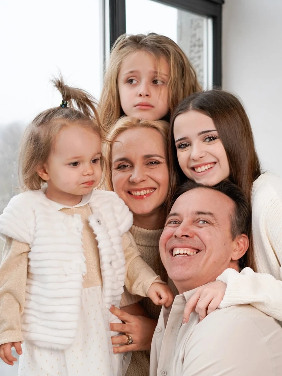 Троє дітей Лілії Ребрик