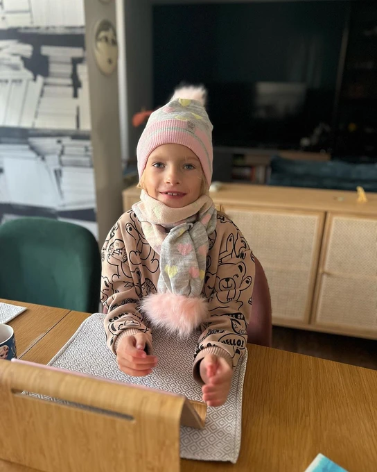 Операція пройшла успішно, тож дівчинка почувається добре 