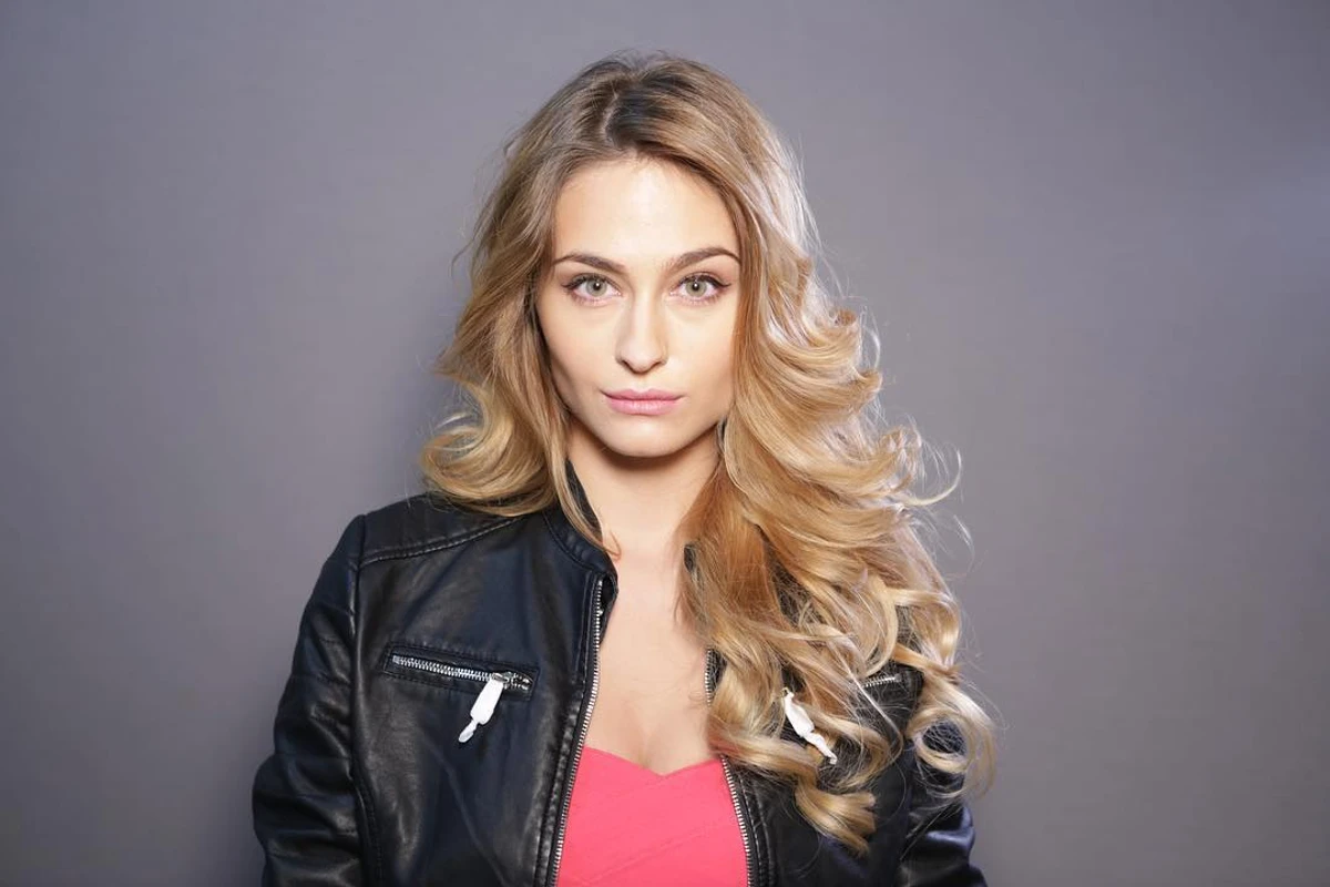 Актриса Цимбалару