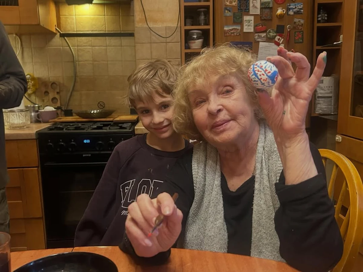 Ада Рогавцева напередодні Великодня показалася у родинному колі