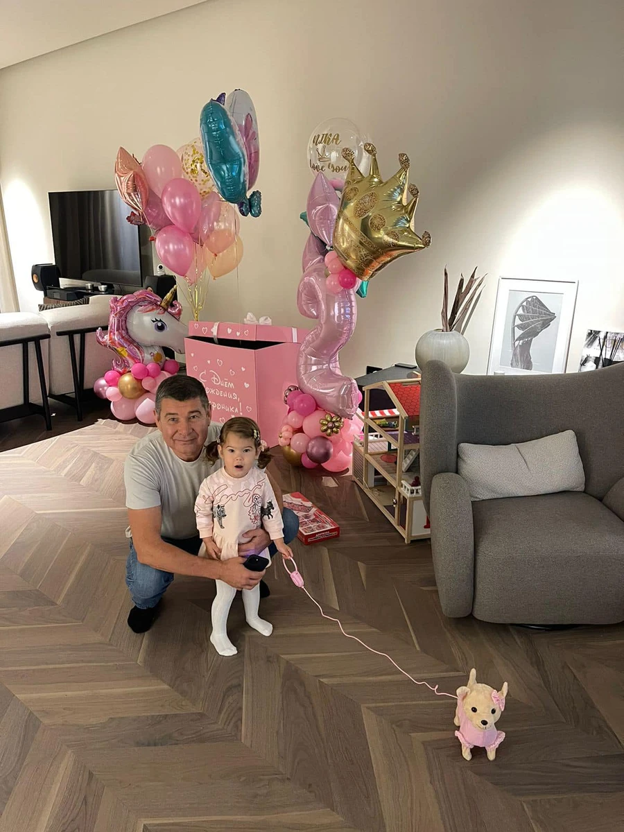 2 рочки Вероніці виповнилося в жовтні