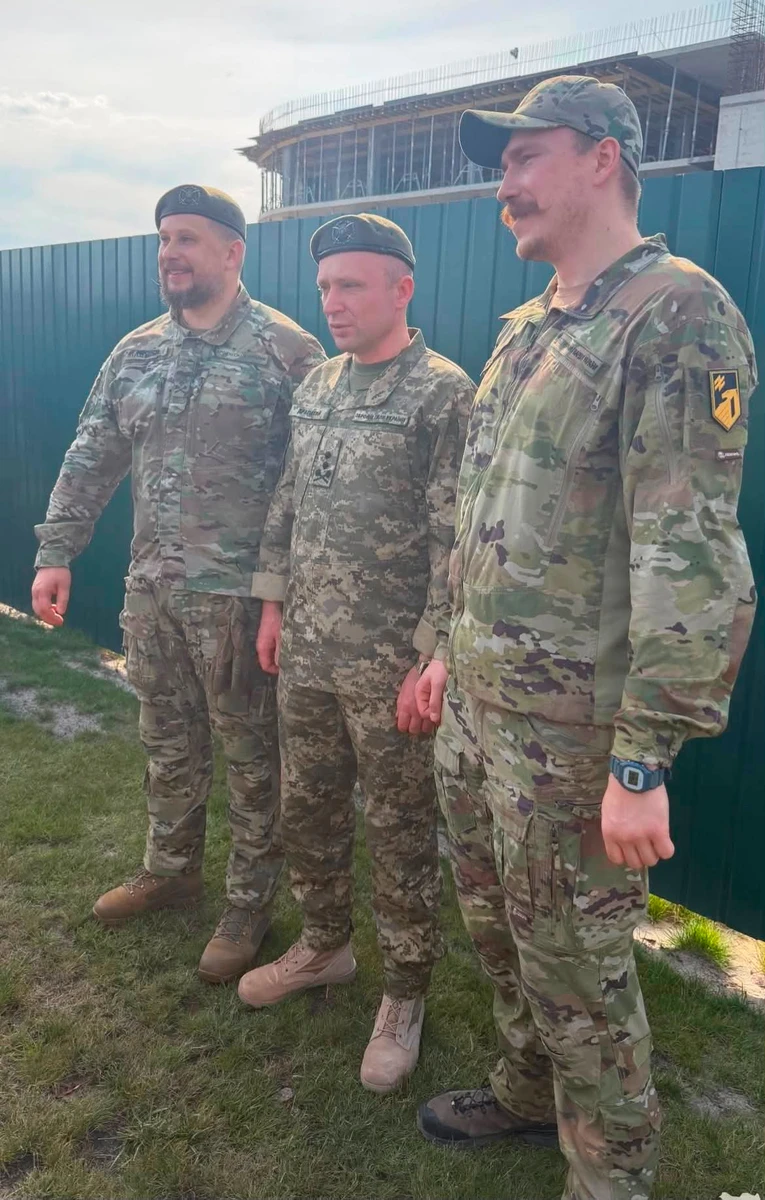 Який недорогий годинник у Дениса Редіса Прокопенка