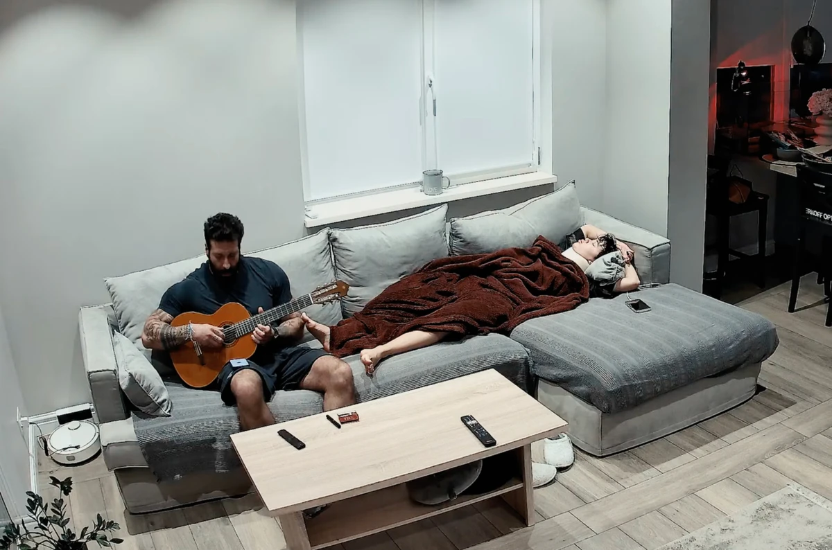 Lida Lee і Даніель Салем підвередили свої стосунки у романтичному кліпі