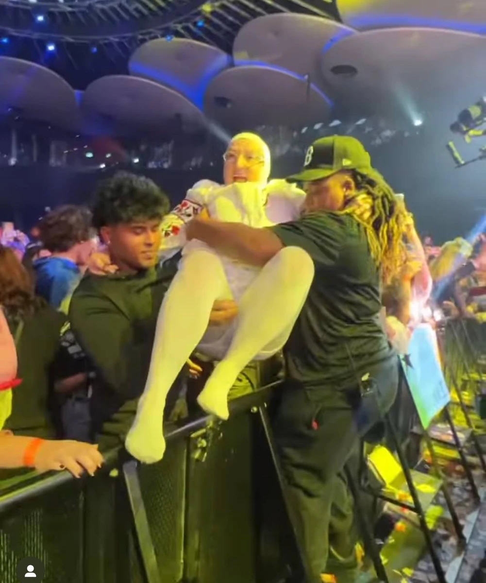 Довелося допомагати Інні