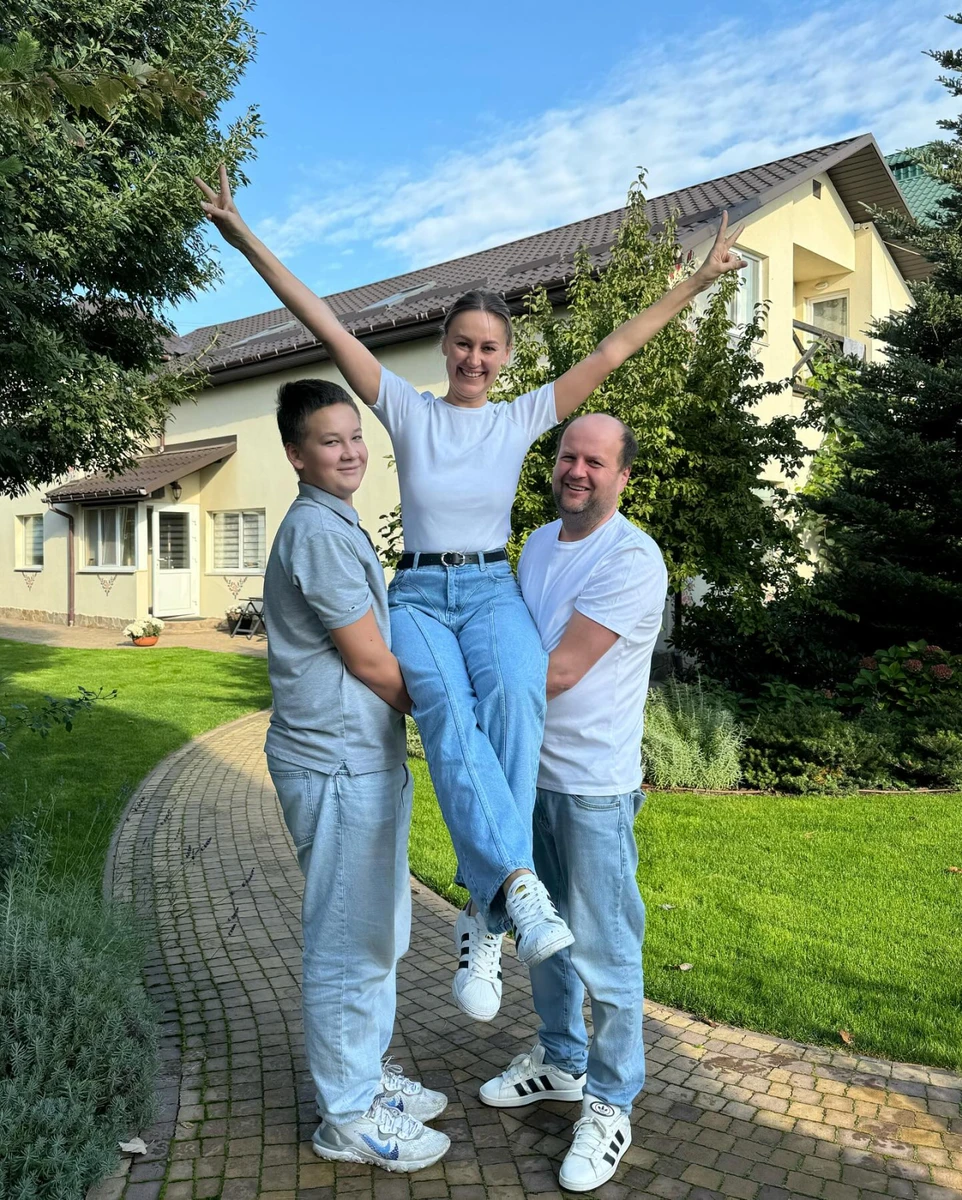 І хоча день народження у сина, в центрі уваги опинилася мама