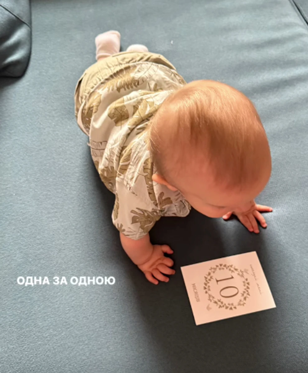 Джамала сфотографувала маленького сина