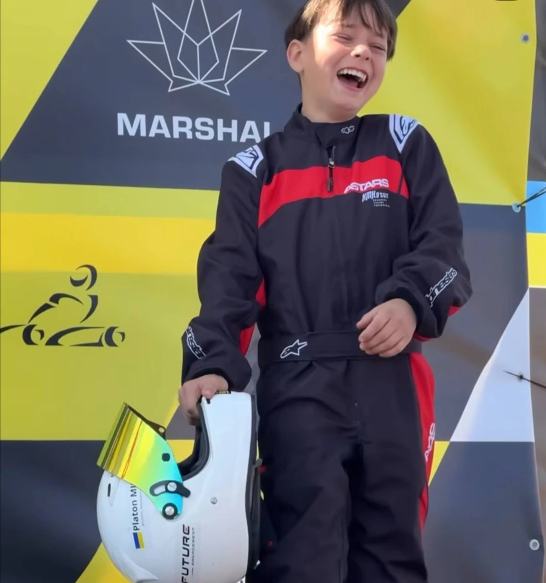 Син Мішиної Платон