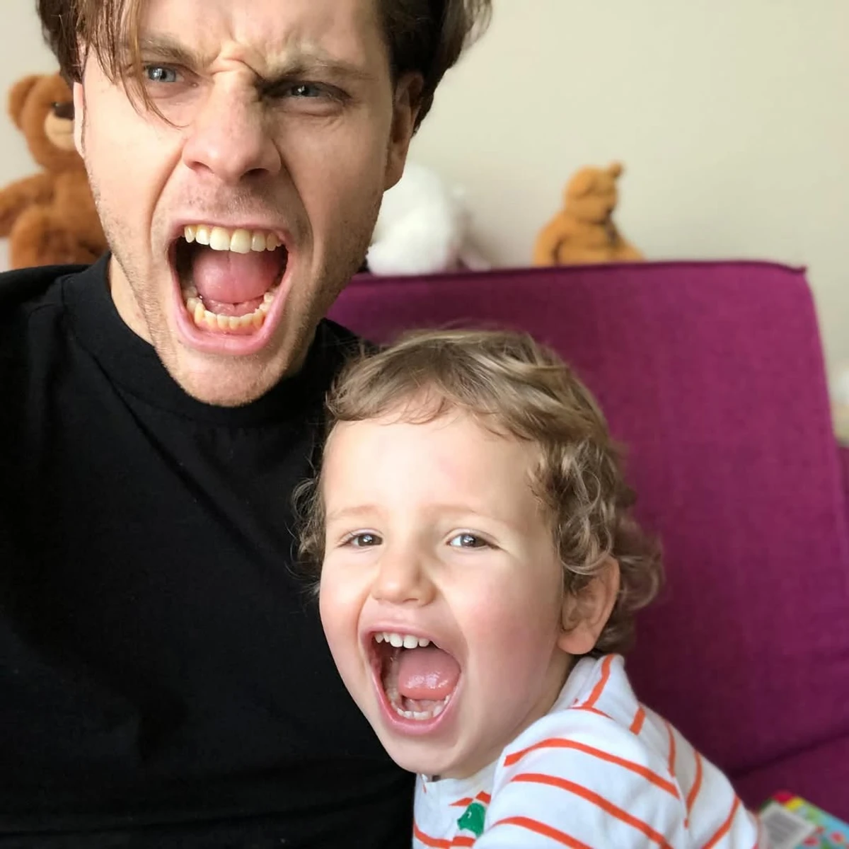 Син Артура Логая