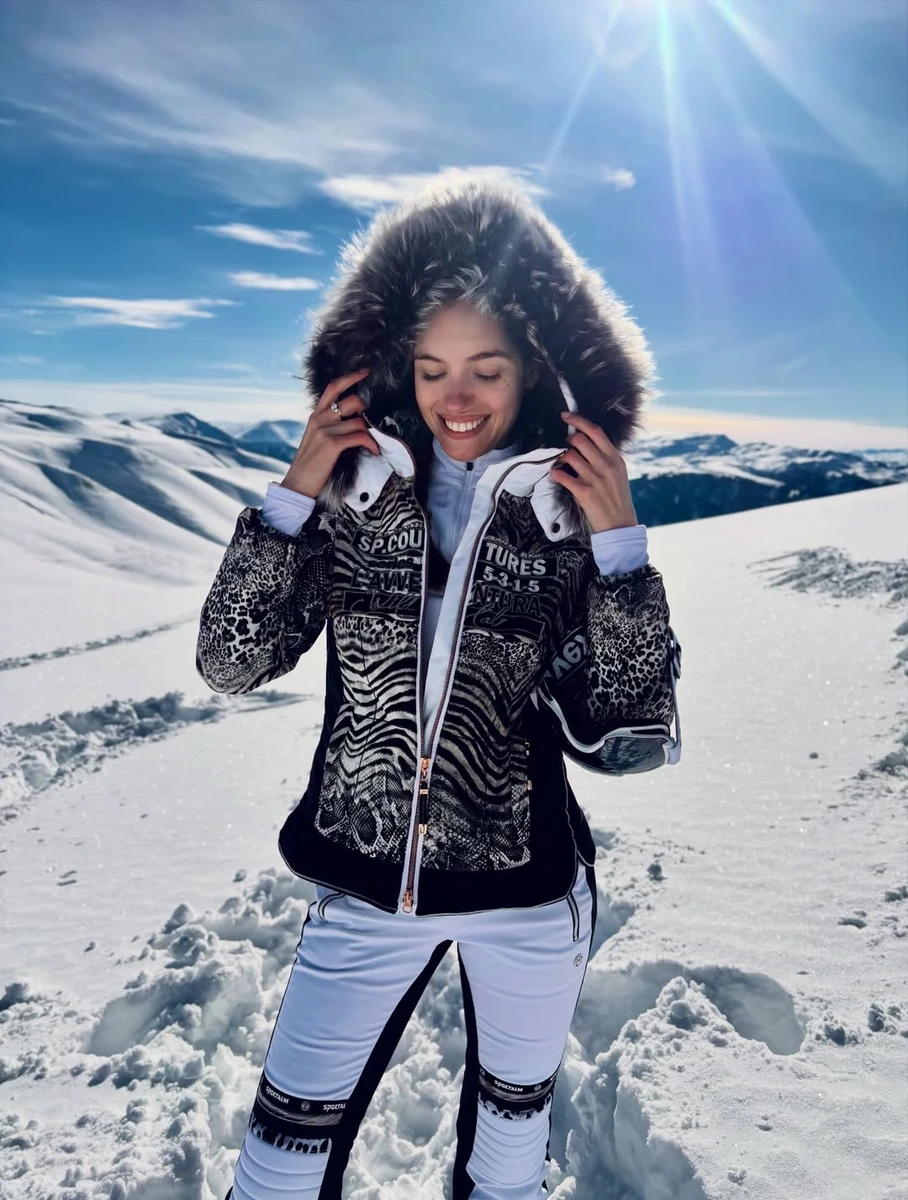 Олександра Кучеренко показалася на горі