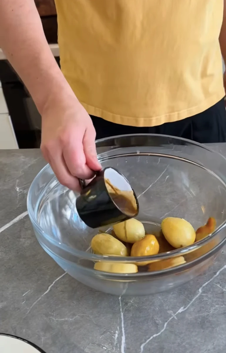 Євген Клопотенко запропонував змішати картоплю з кавою