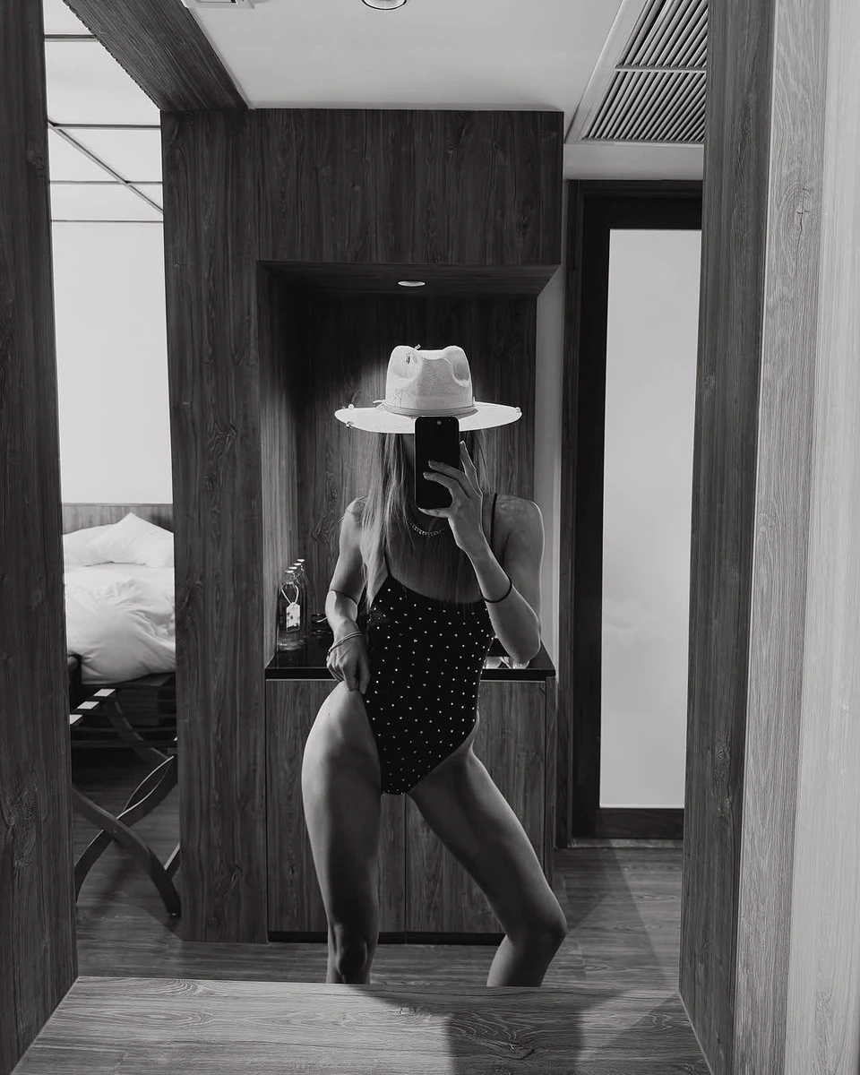 Алла Барановська в купальнику