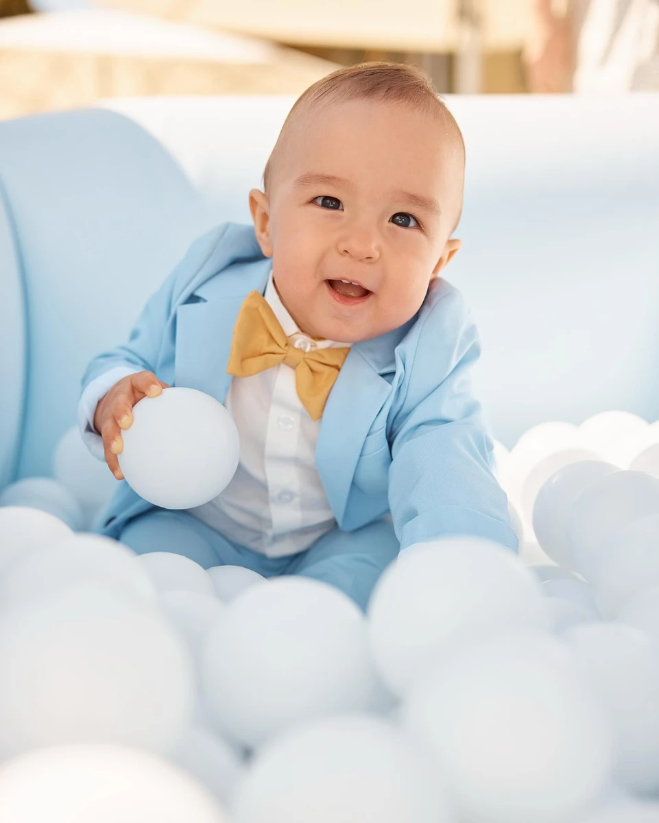 Син Іванни Онуфрійчук Адам