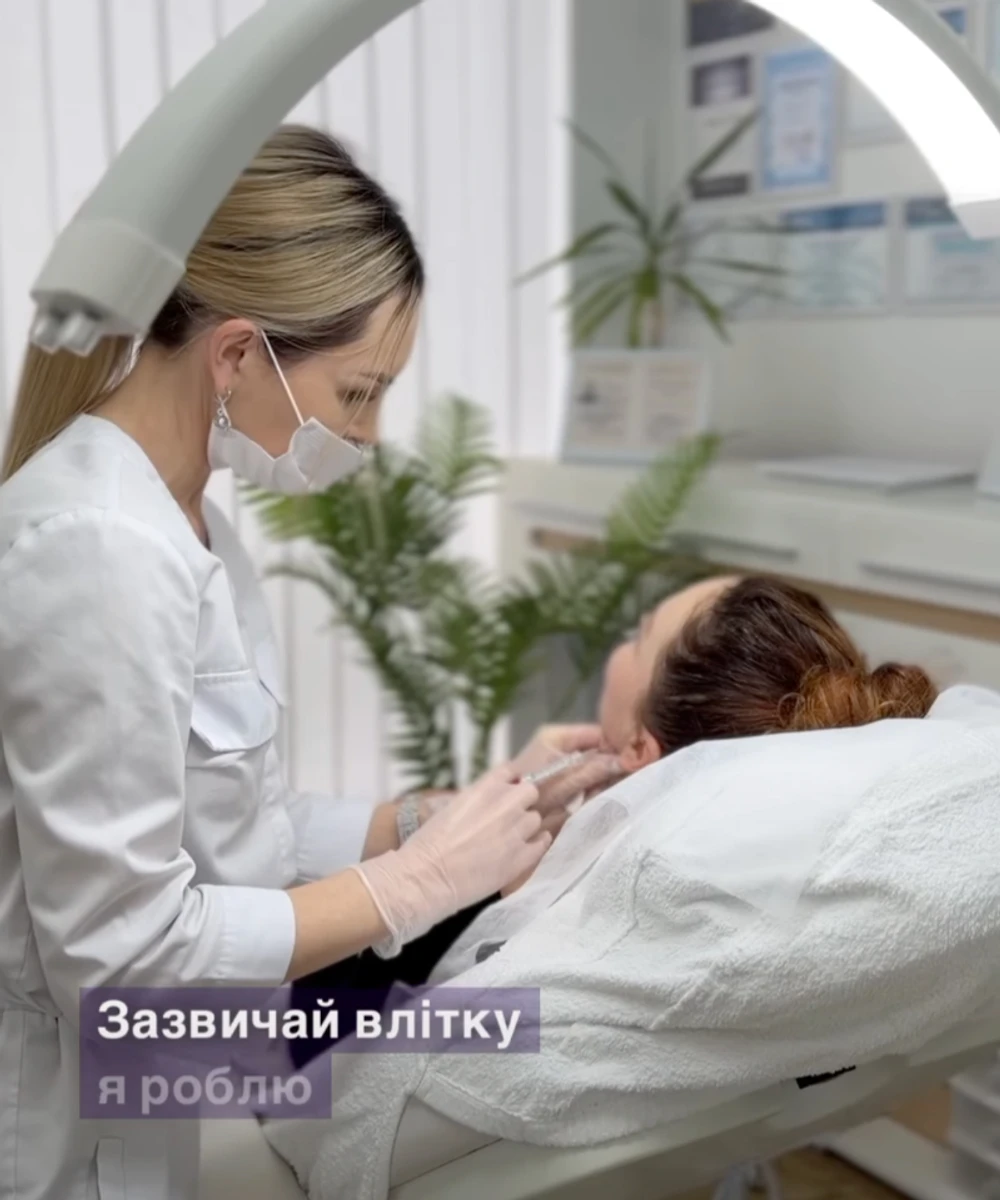 Вікторія Булітко зробила собі ін'єкцію ліполітиків
