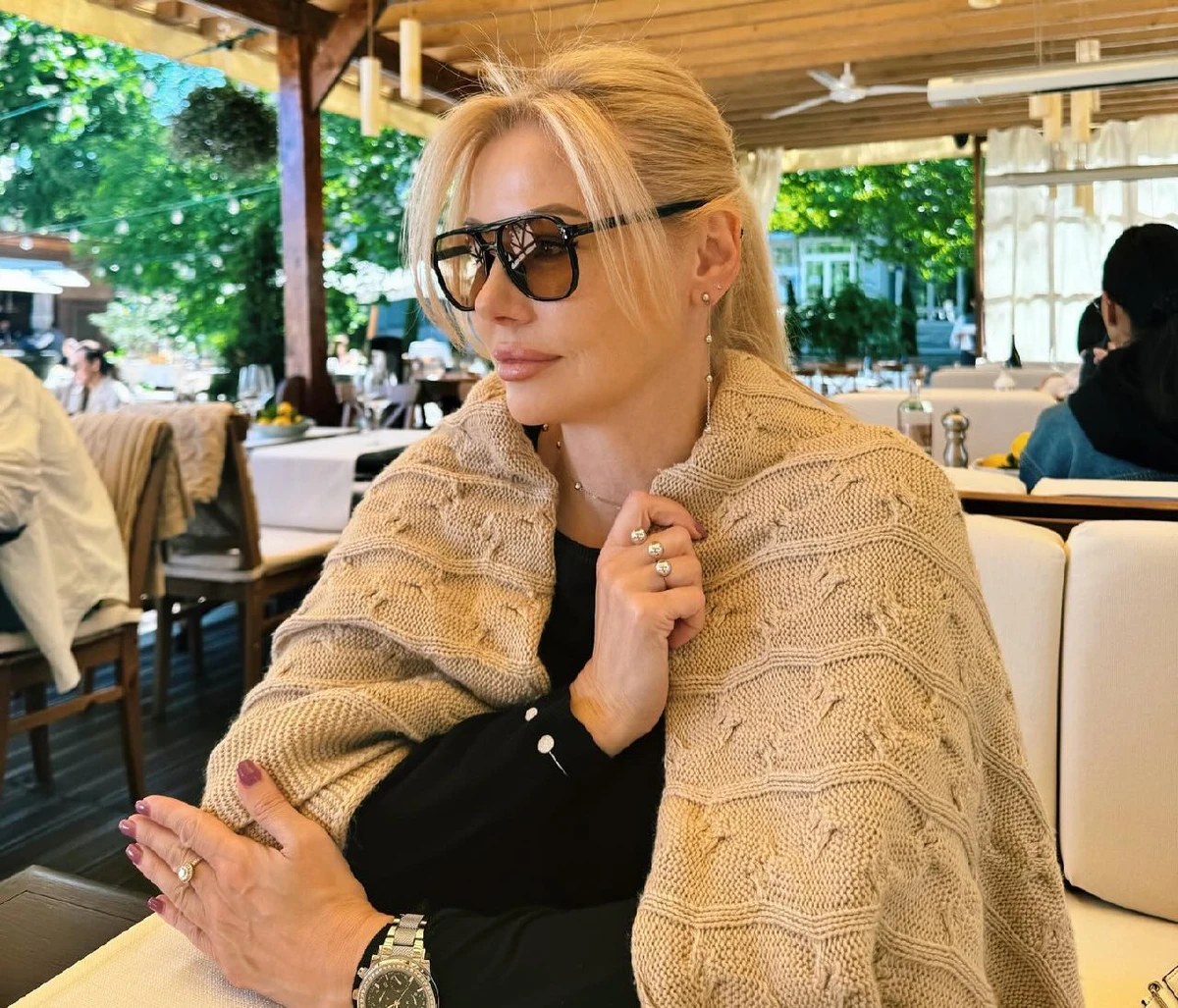 Мама Білодід в стильному луці