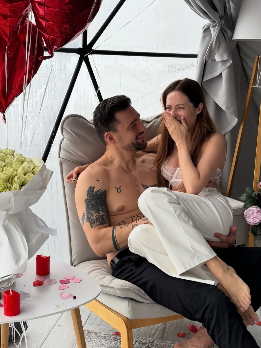 Наталка Денисенко на фото зі своїм коханим