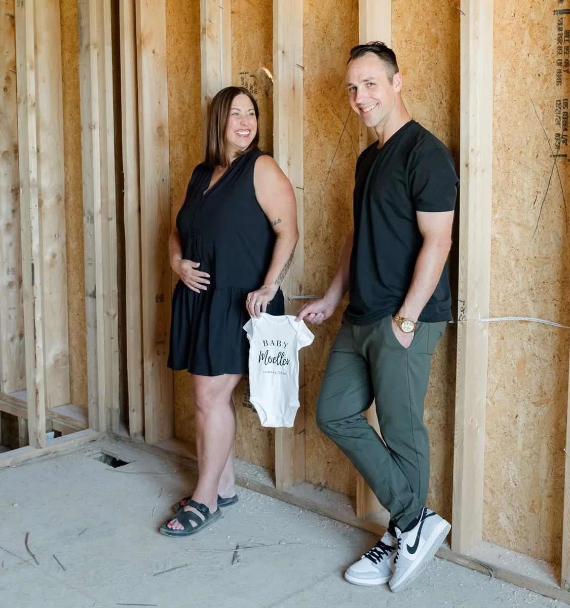 Прийомна дочка Емінема розповіла про свою першу вагітність