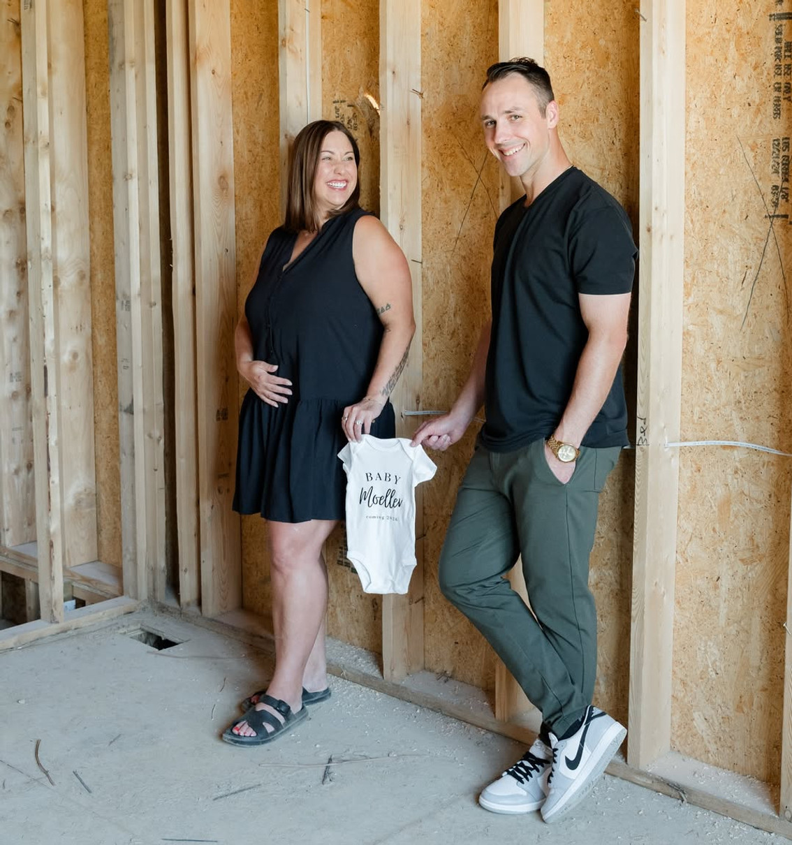 Прийомна дочка Емінема розповіла про свою першу вагітність