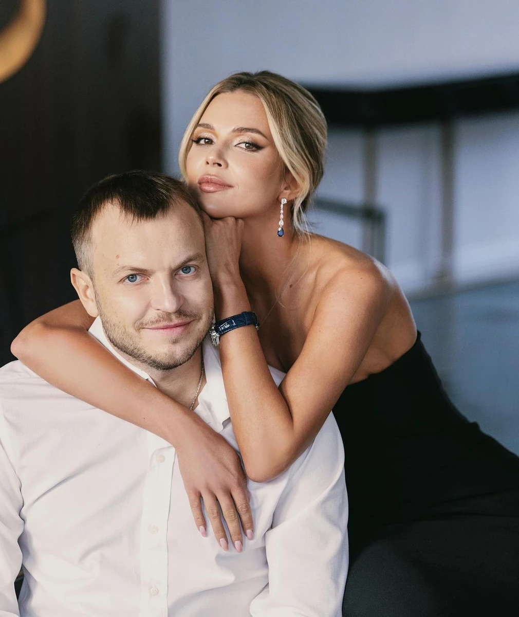 Обручки на пальці у Валерії поки немає, але прізвище Гусєва вже є 