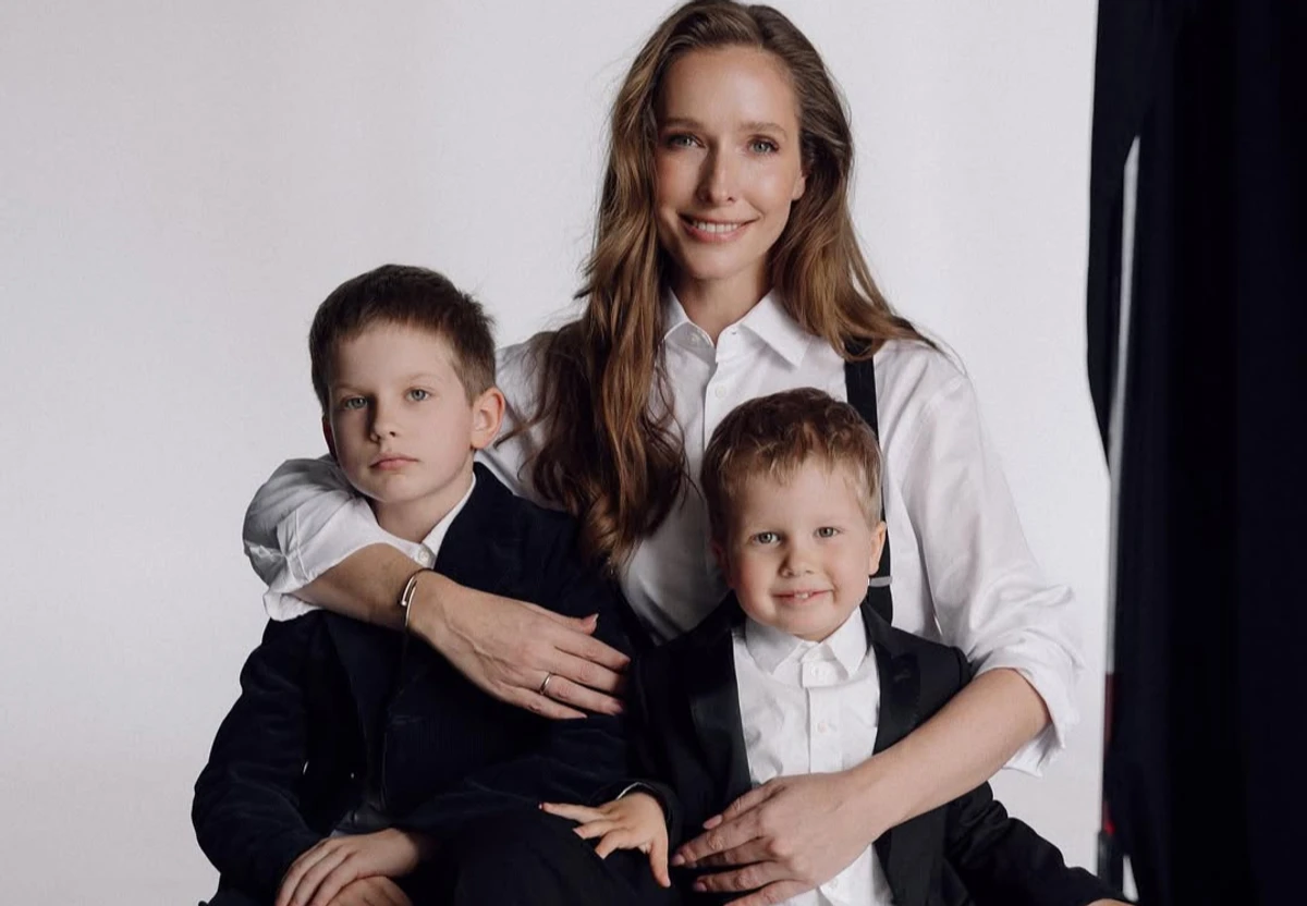 Катерина Осадча зі своїми синами від Горбунова