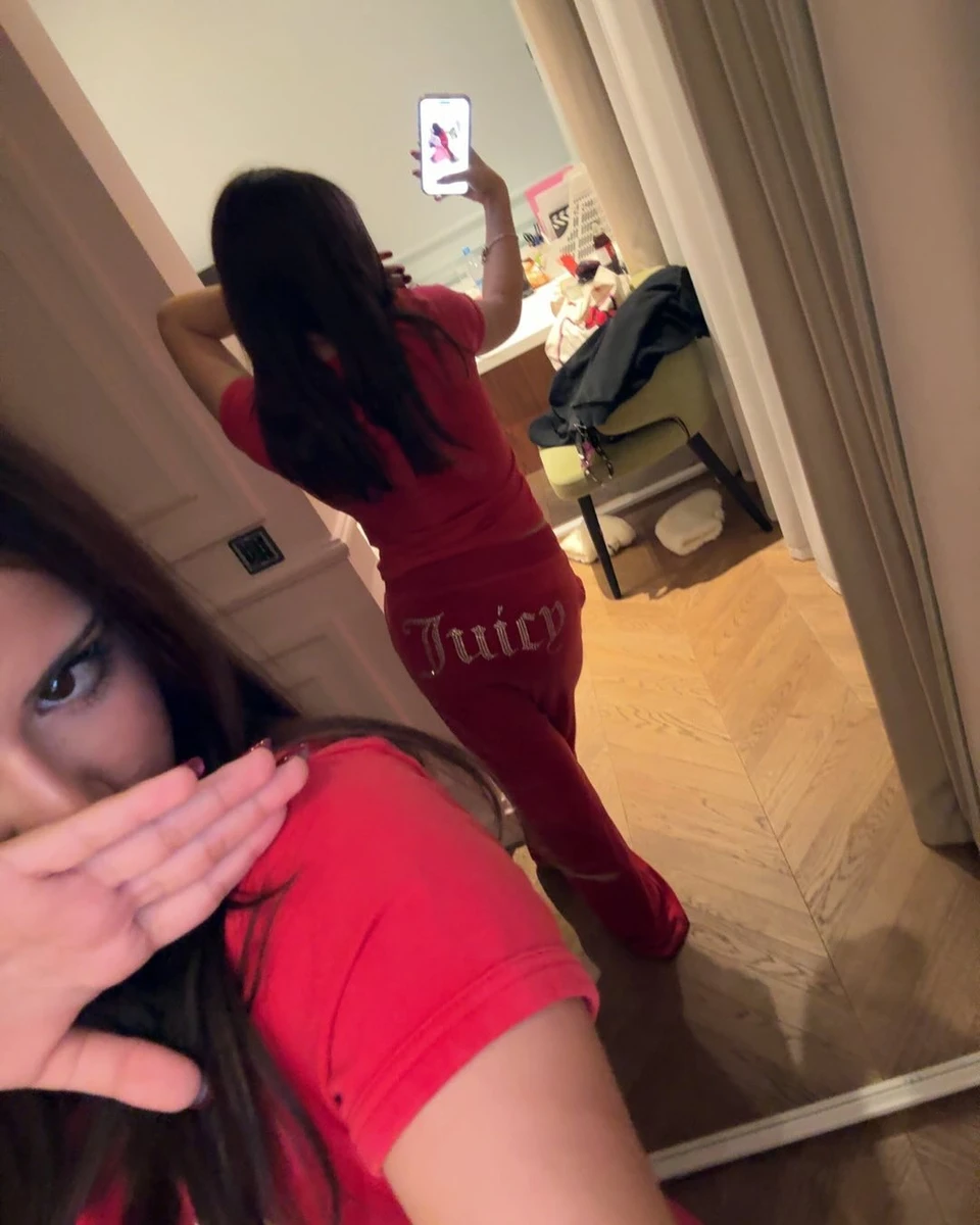 Дочка Мурата Налкакіоглу і Ані Лорак наробила грайливих фото