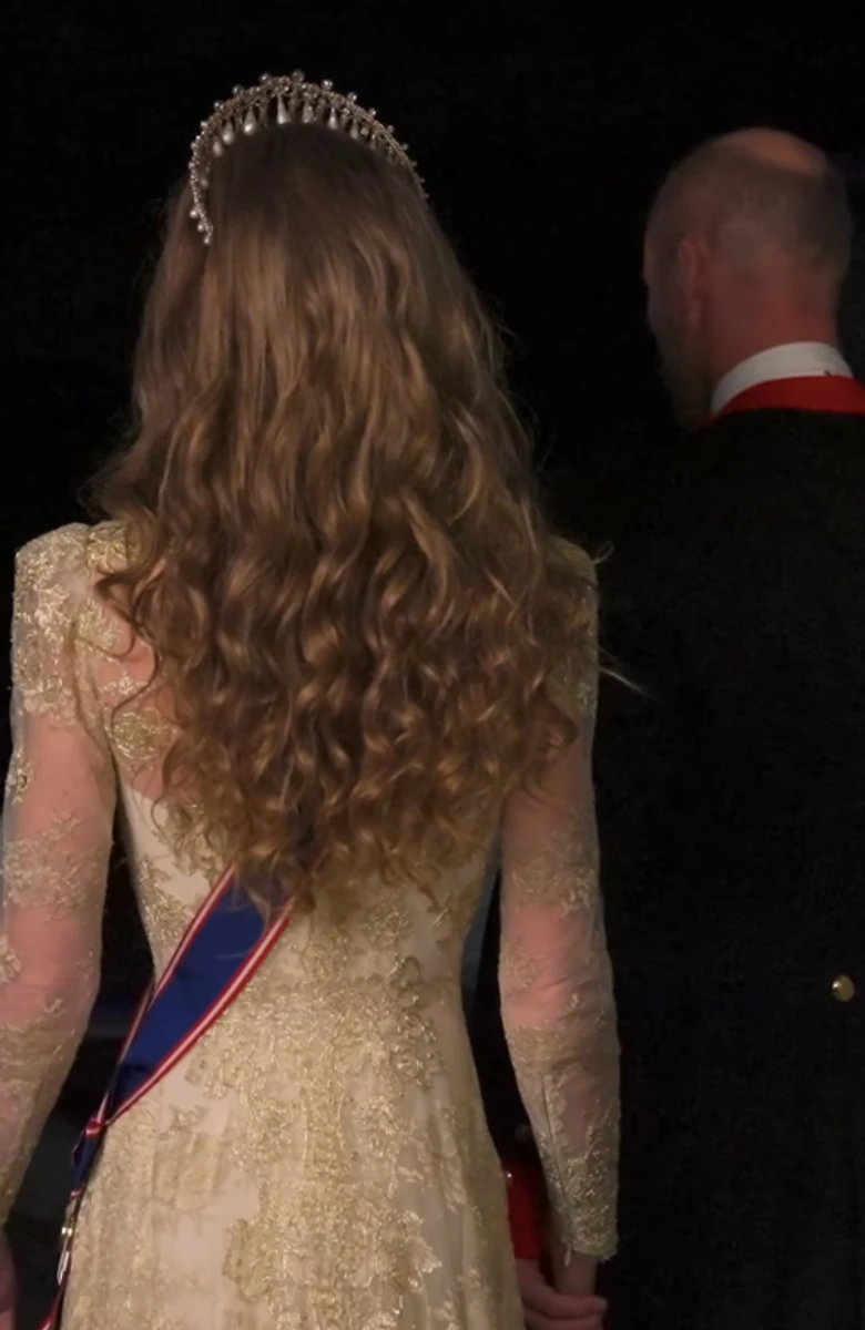 Кейт Міддлтон у блискучій сукні й тіарі леді Ді побувала на банкеті для Трампа