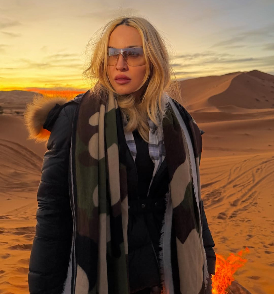 Мадонна попозувала в пустелі у Марокко