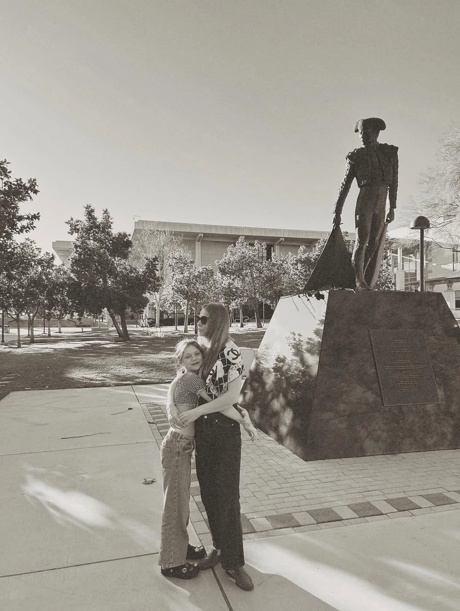 Злата Мітчелл похвалилася ніжностями мами та сестри