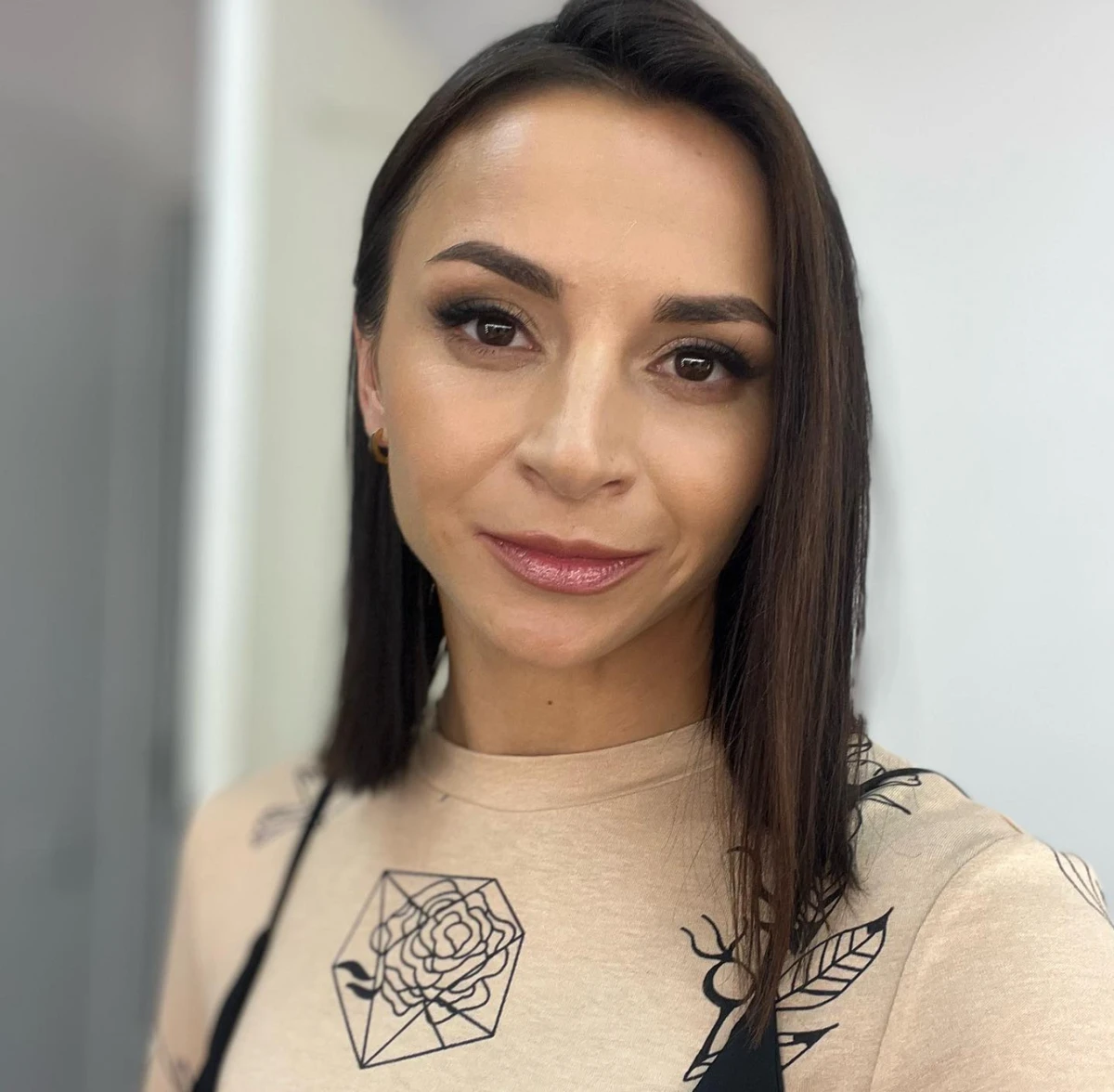 Гвоздьова у боді