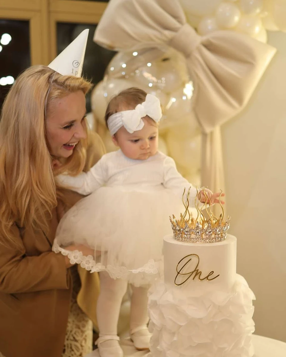 Лілія Ребрик підготувала святковий торт для доньки