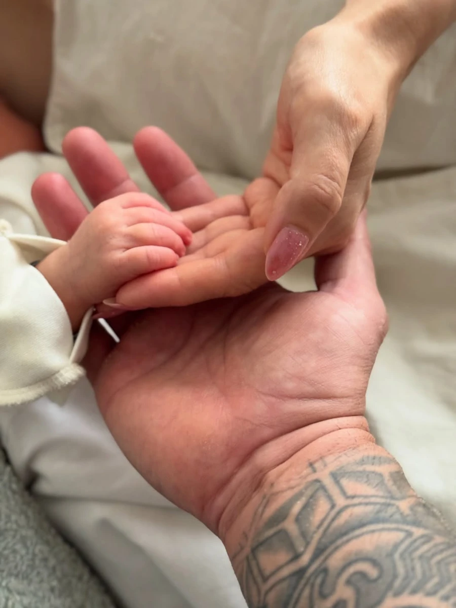 Колишня DziDzio стала мамою